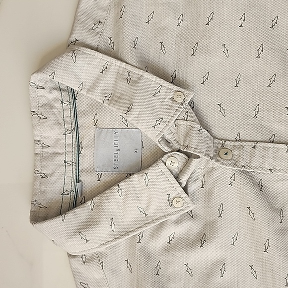 Fish Pattern Button down short sleeve casual summer shirt size XL - Picture 4 of 4